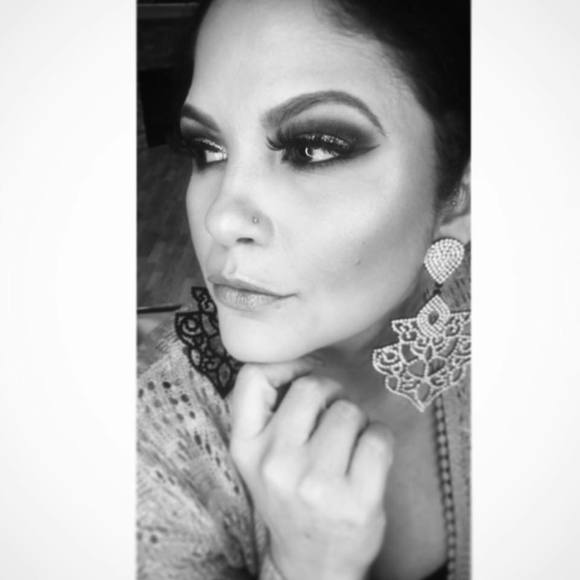 Meet your Posher, Kate - Picture 1 of 3